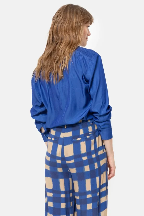 E Damesblouse Met Smock En Lange Mouw-Terre Bleue Shop